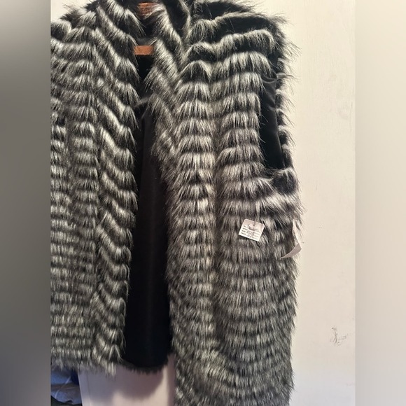 jan’s jems • fur vest carson city nevada nwt boutique handmade tabby - Picture 10 of 10